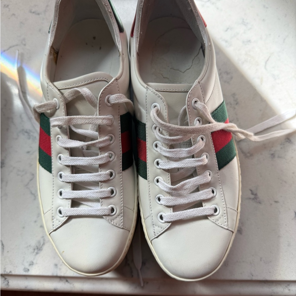 Gucci White Platform Sneakers with Green and Red Stripes